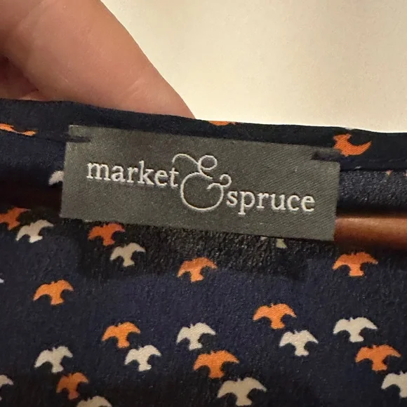 Market & Spruce Navy Bird Patterned Blouse - Picture 4 of 7